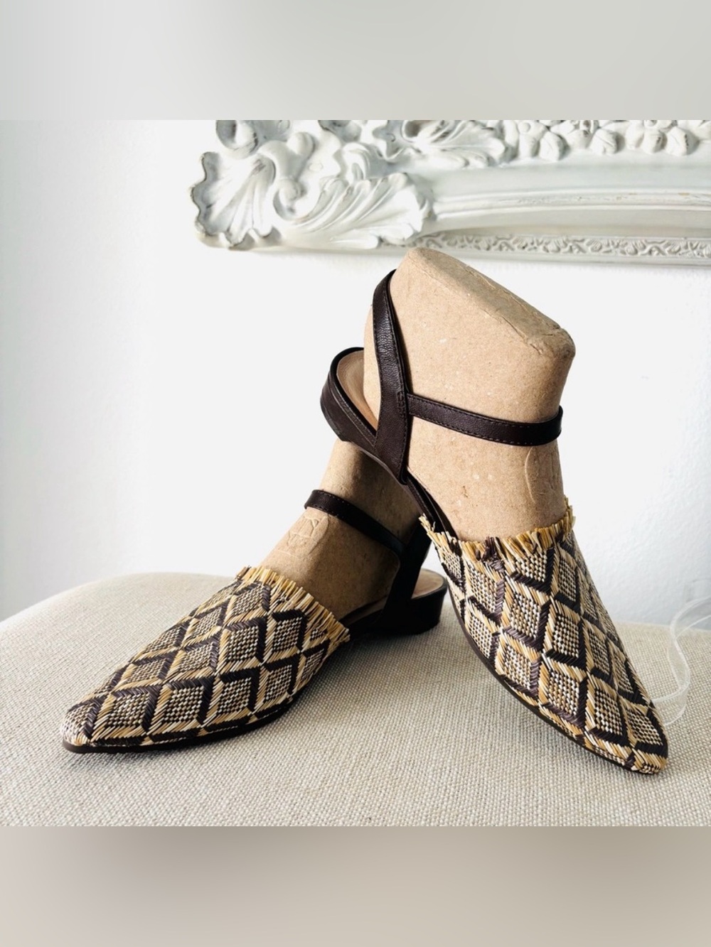Chocolate Blu Slingback Shoe NWOT Leather Brown Tan Woven Raffia Pointed Toe 8